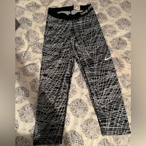 Nike Dri Fit Cropped Running Pants